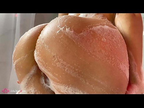 ❤️ Brunette Masturbates Pus karo Vibrator kanggo Intens Orgasme ing Shower Super jinis ing kita ️❤